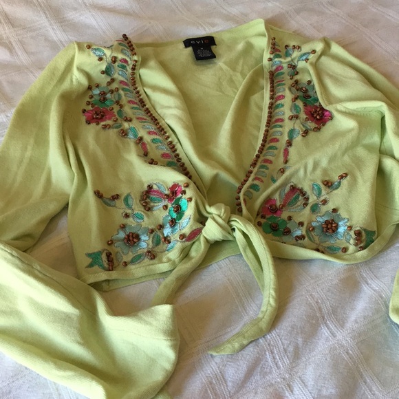 🌺Embroidered & Beaded Sweater🌺 - Picture 1 of 5